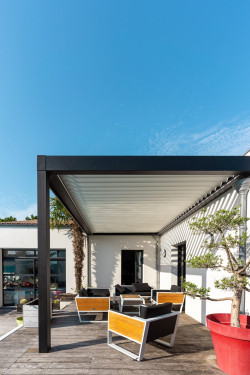 pergola bioclimatique